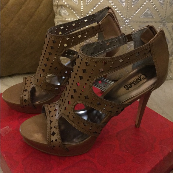 Carlos Santana Shoes - Carlos Marsalis Soft Taupe Heeled Sandals